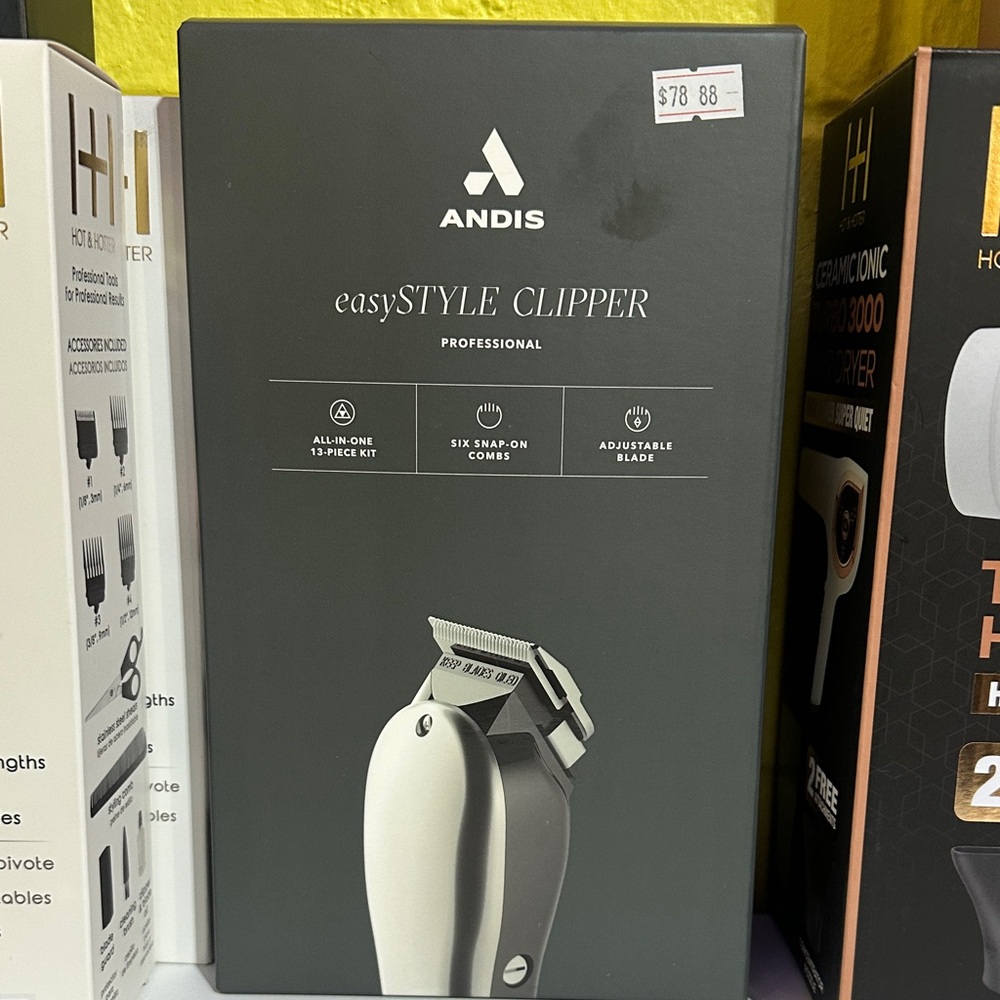 Andis easySTYLE Professional Clipper in Black and White